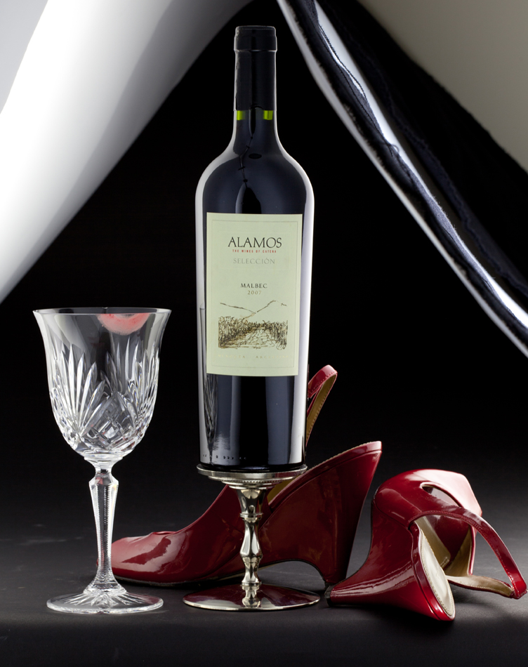 Tabletop Photography for beginners, Lecture two Bottle of Red Wine