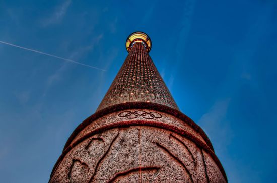 20120630-Olympic-Lamp-Post.jpg