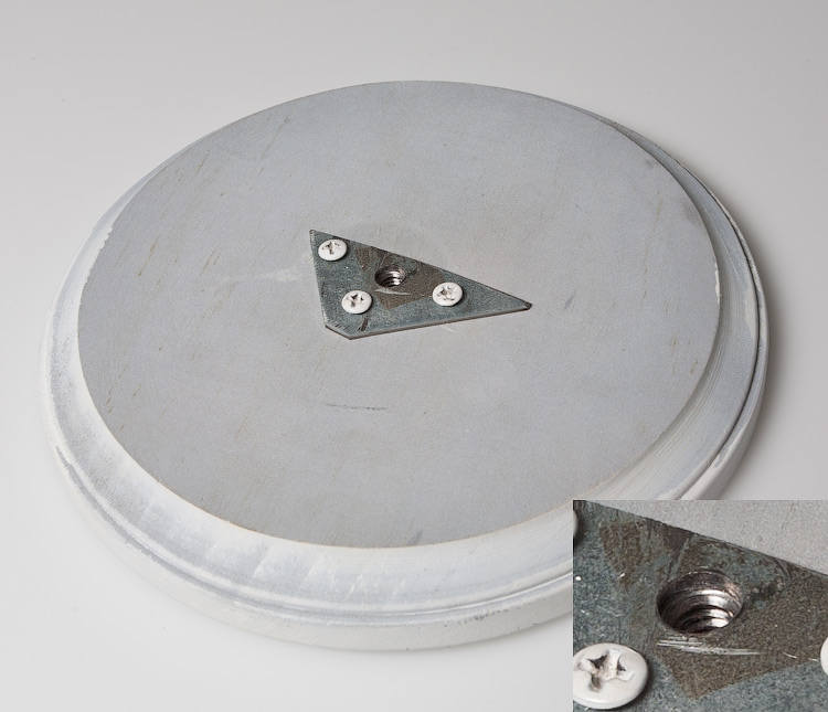 DIY-base-for-tabletop-photography-by-koloskov DIY base for tabletop photography