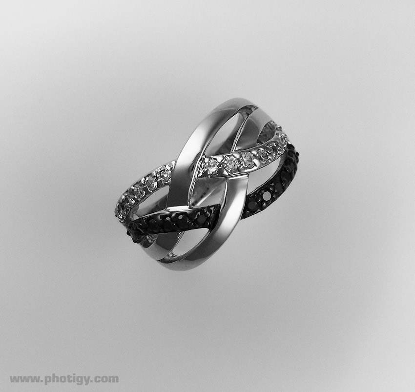 iPhone-jewelry-ring-image-studio iPhone-jewelry-ring-image-studio