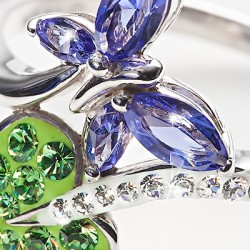 Jewelry photography using polarized light