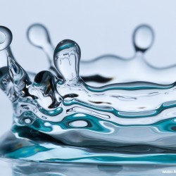 splash-closeup-by-koloskov