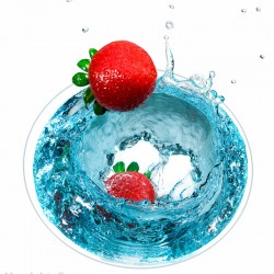splash-glass-strawberry-by-koloskov1