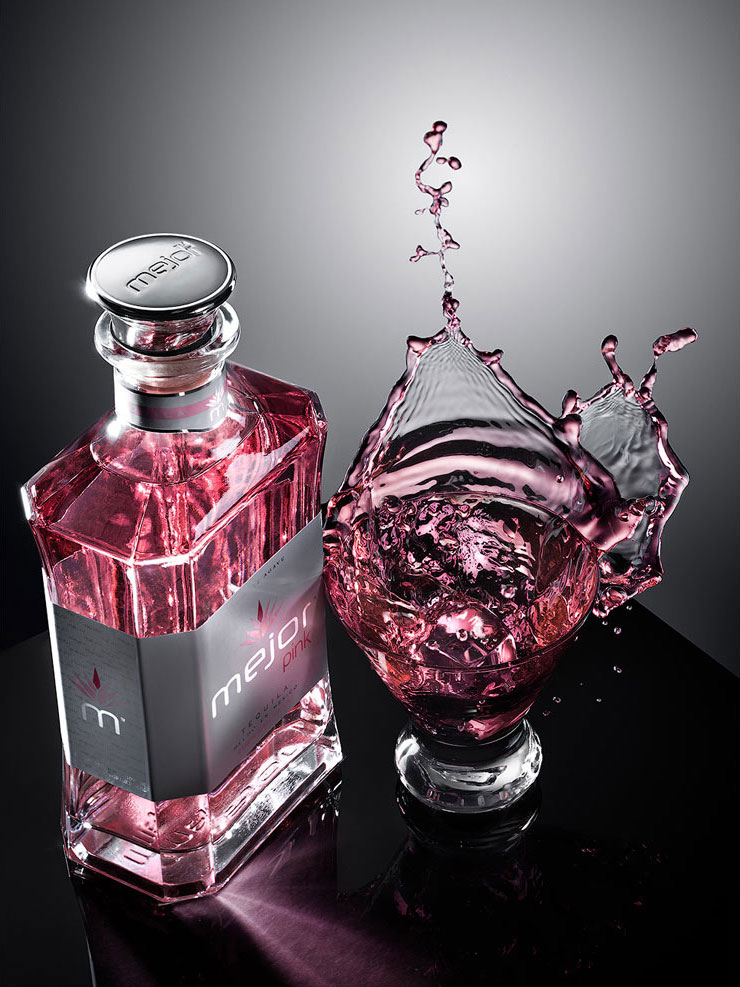 Beverage Photography in Examples sample