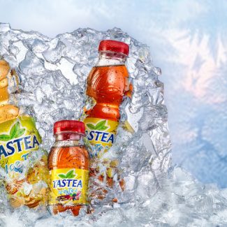 Using Artificial Ice In Advertising Photography: BTS of an Ice Tea Shot