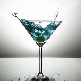 Amazing iPhone Hight Speed photography: Martini Splash