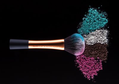 Cosmetic Brush with Powder 3
