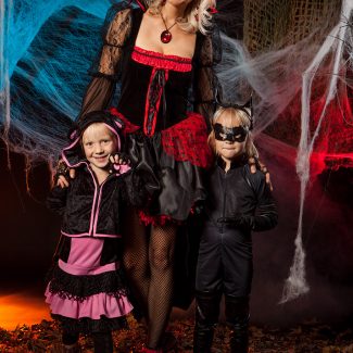 How to setup Studio Lighting for Halloween party