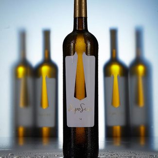 Product Photography Behind The Scene: The making of ”Papo Seco” wine