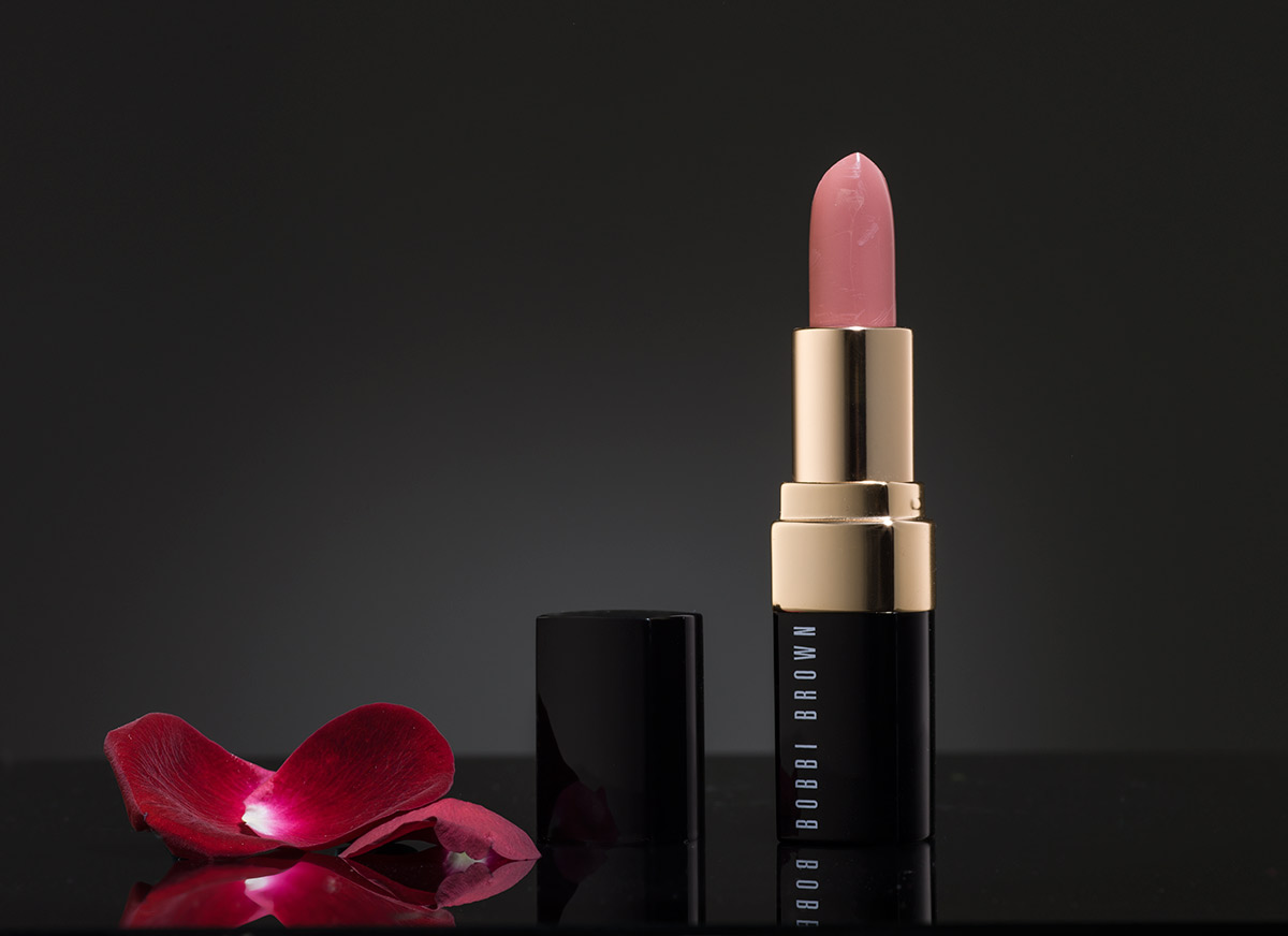 Lipstick Shot: Cosmetic Photography Workshop