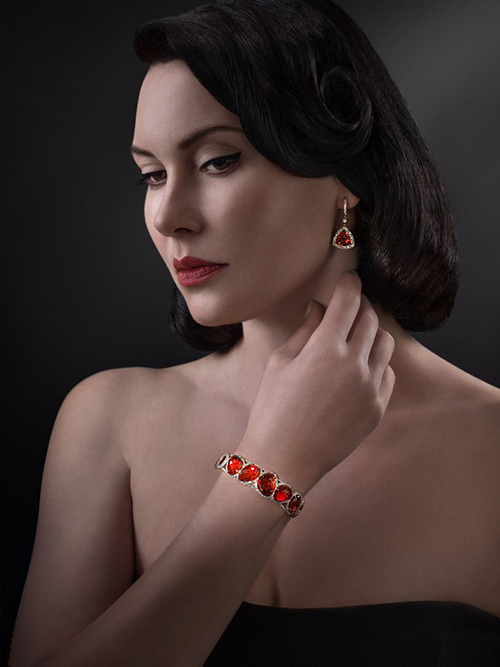 Jewelry Photography Course With Model