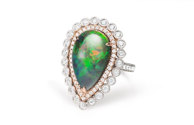 Jewelry Photography Course Green Ring