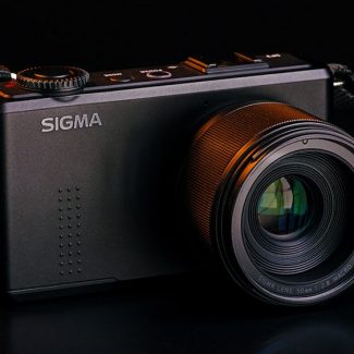 What makes Sigma Foveon sensor superior to others: Sigma DP3 Merrill camera