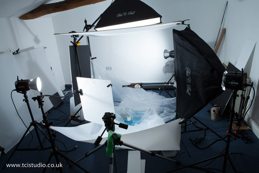 How to Photograph Product With Water Splash