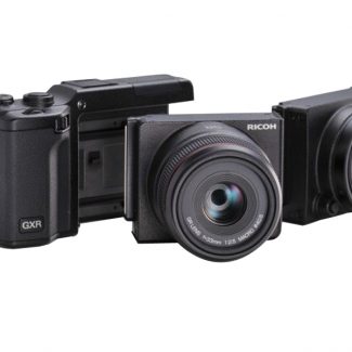 Ricoh GXR interchangeable unit camera: point and shoot for a pro?