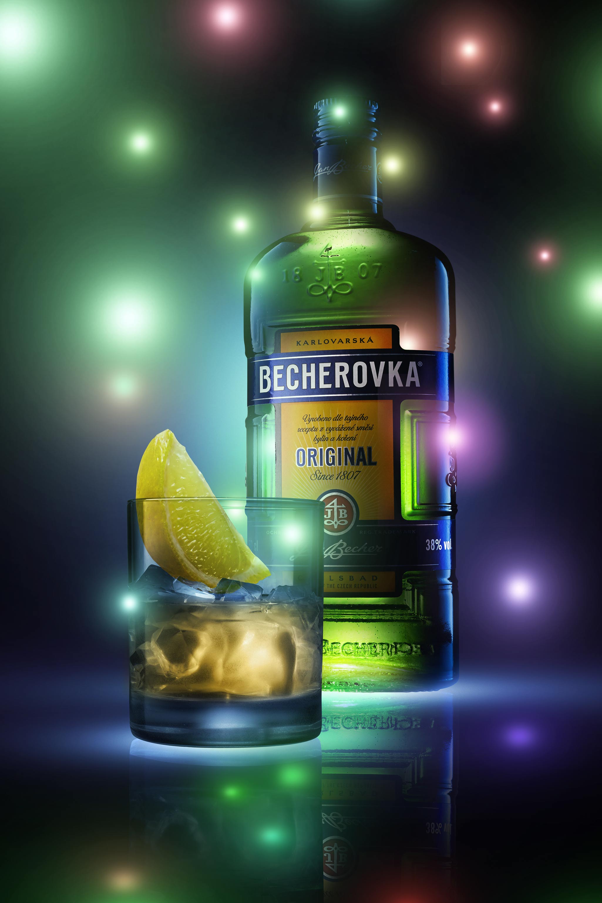 Magic in Adobe Photoshop: Retouching Beverage photo with Ilya Plotnikov