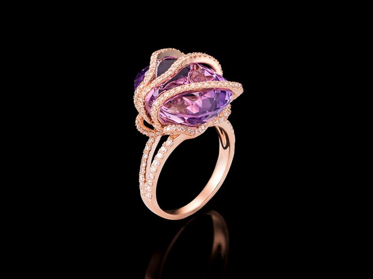 Secrets Of Polarized Light in Jewelry Photography: after post-production