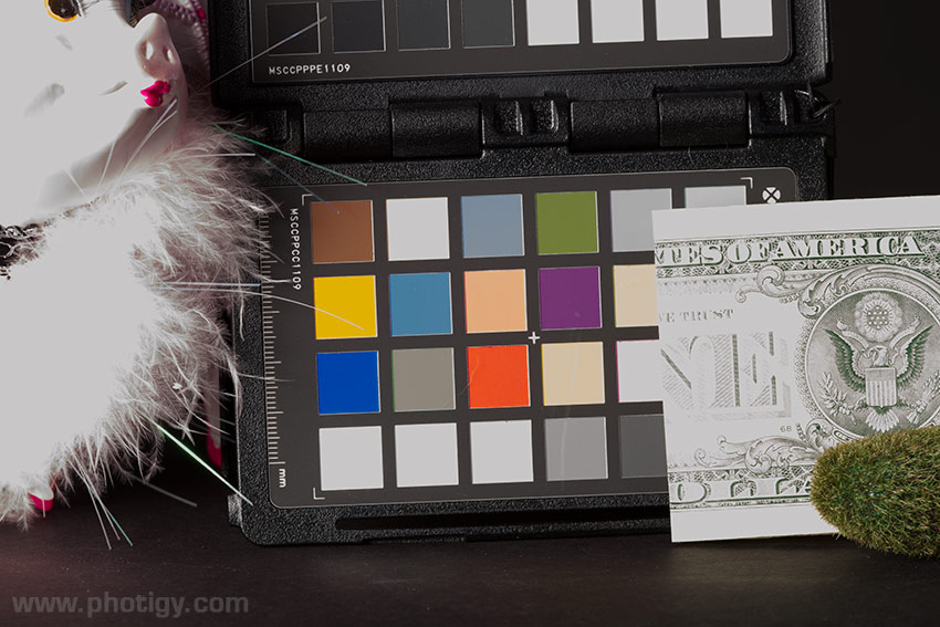 canon-7d-studio-overexposed-recovered-full