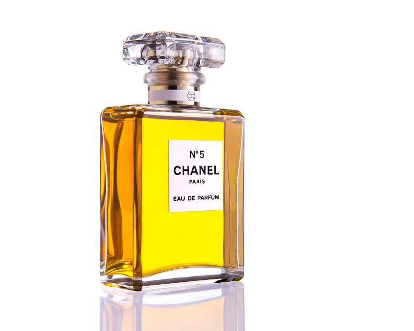 Chanel no5 - 1st take - after Photoshop