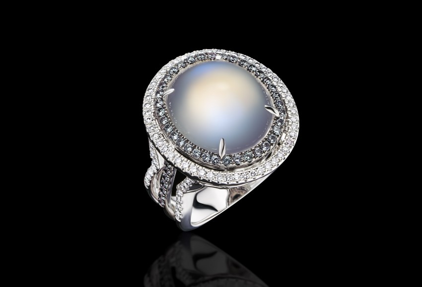 Light Painting for Jewelry Photographers